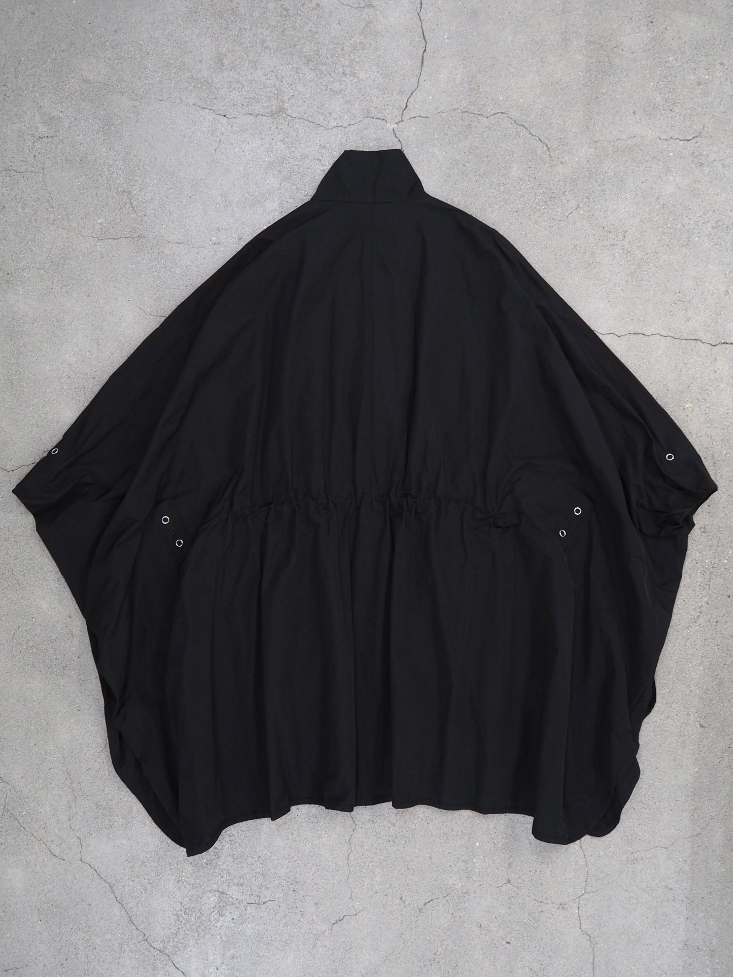 ARCHIVE COLLECTION DRIES VAN NOTEN CAPE (DEAD STOCK)