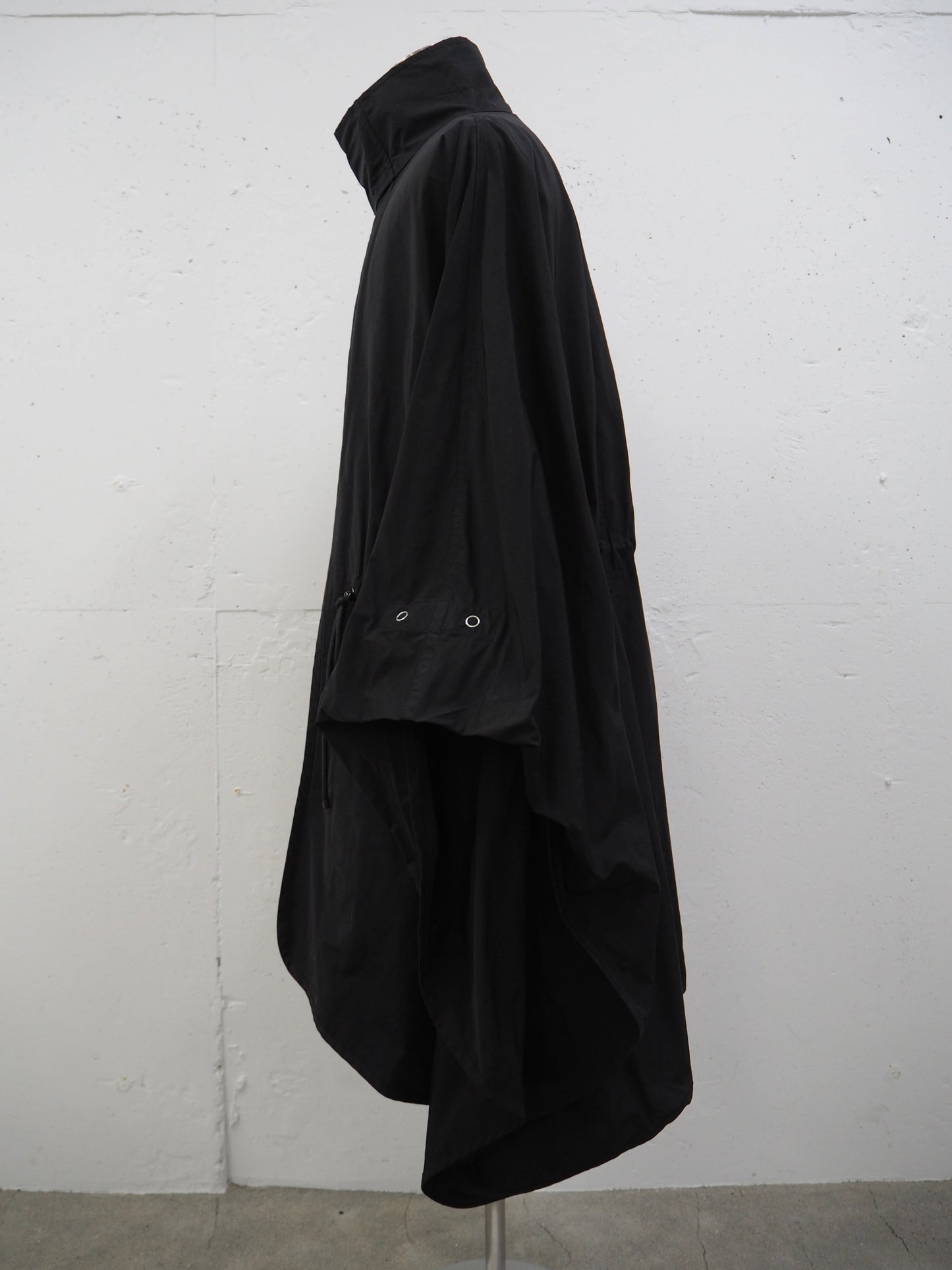 ARCHIVE COLLECTION DRIES VAN NOTEN CAPE (DEAD STOCK)