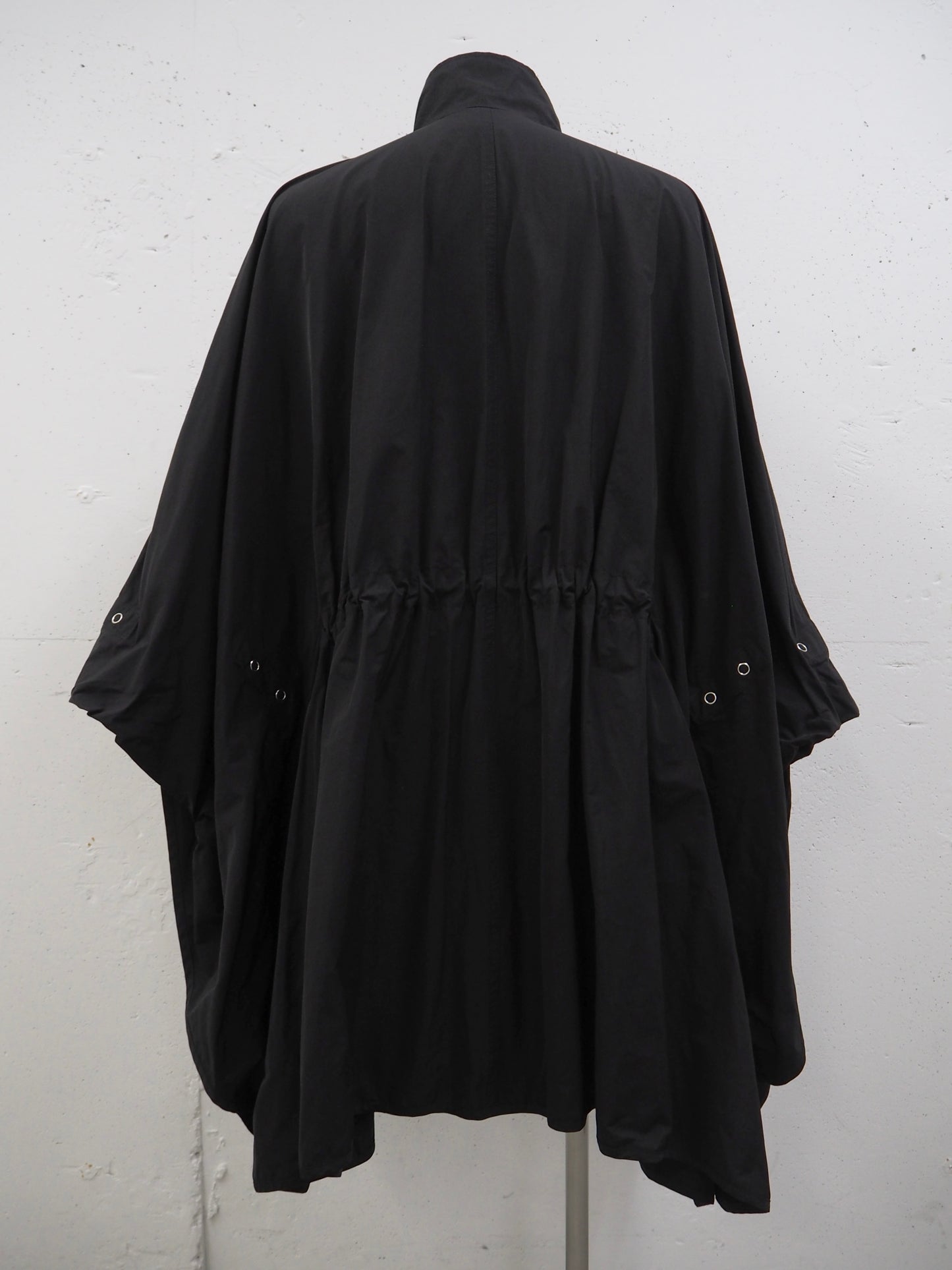 ARCHIVE COLLECTION DRIES VAN NOTEN CAPE (DEAD STOCK)