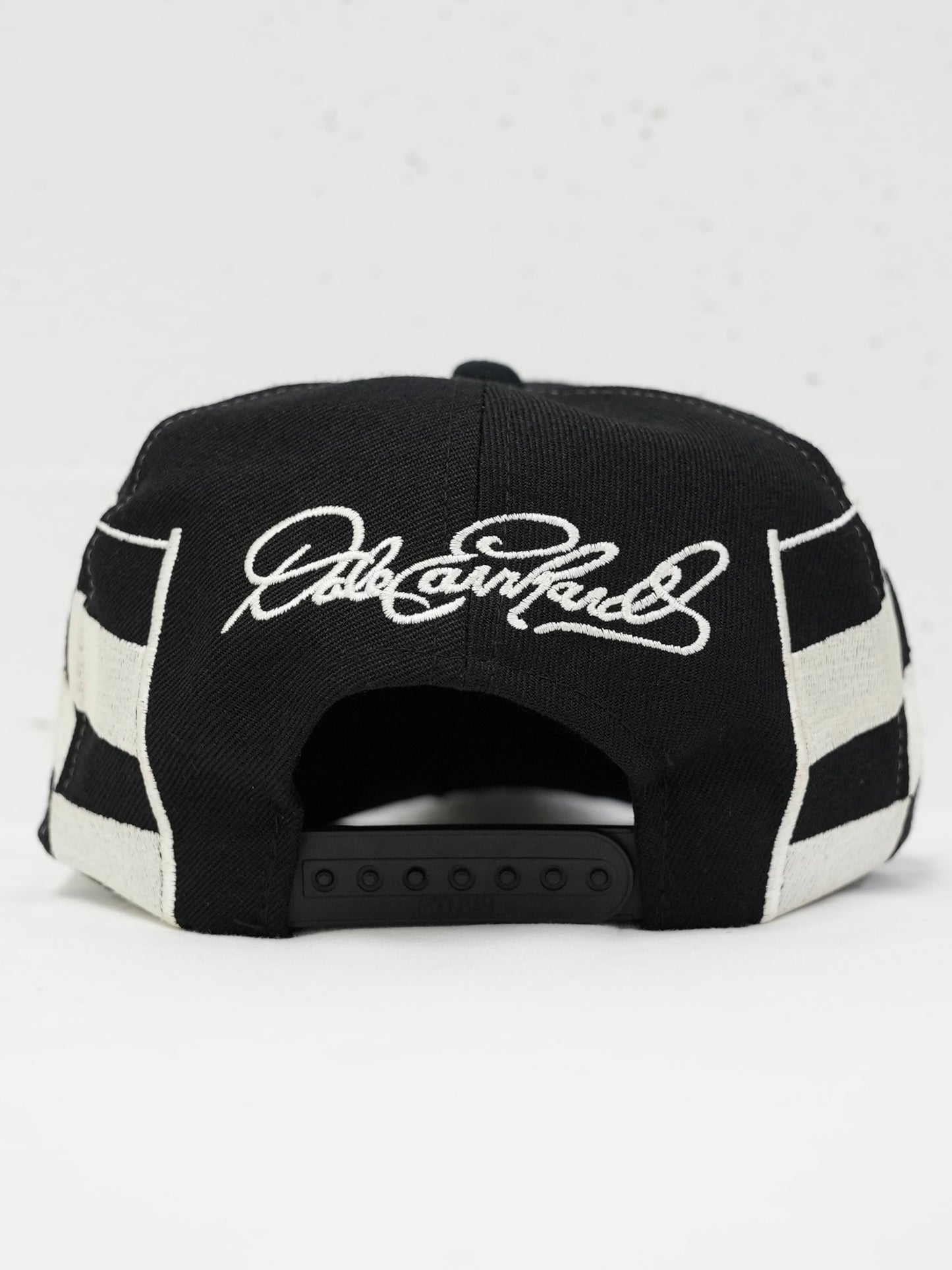 USED MACHINE COLLECTION 90's Dale Earnhardt Sr. NASCAR CAP