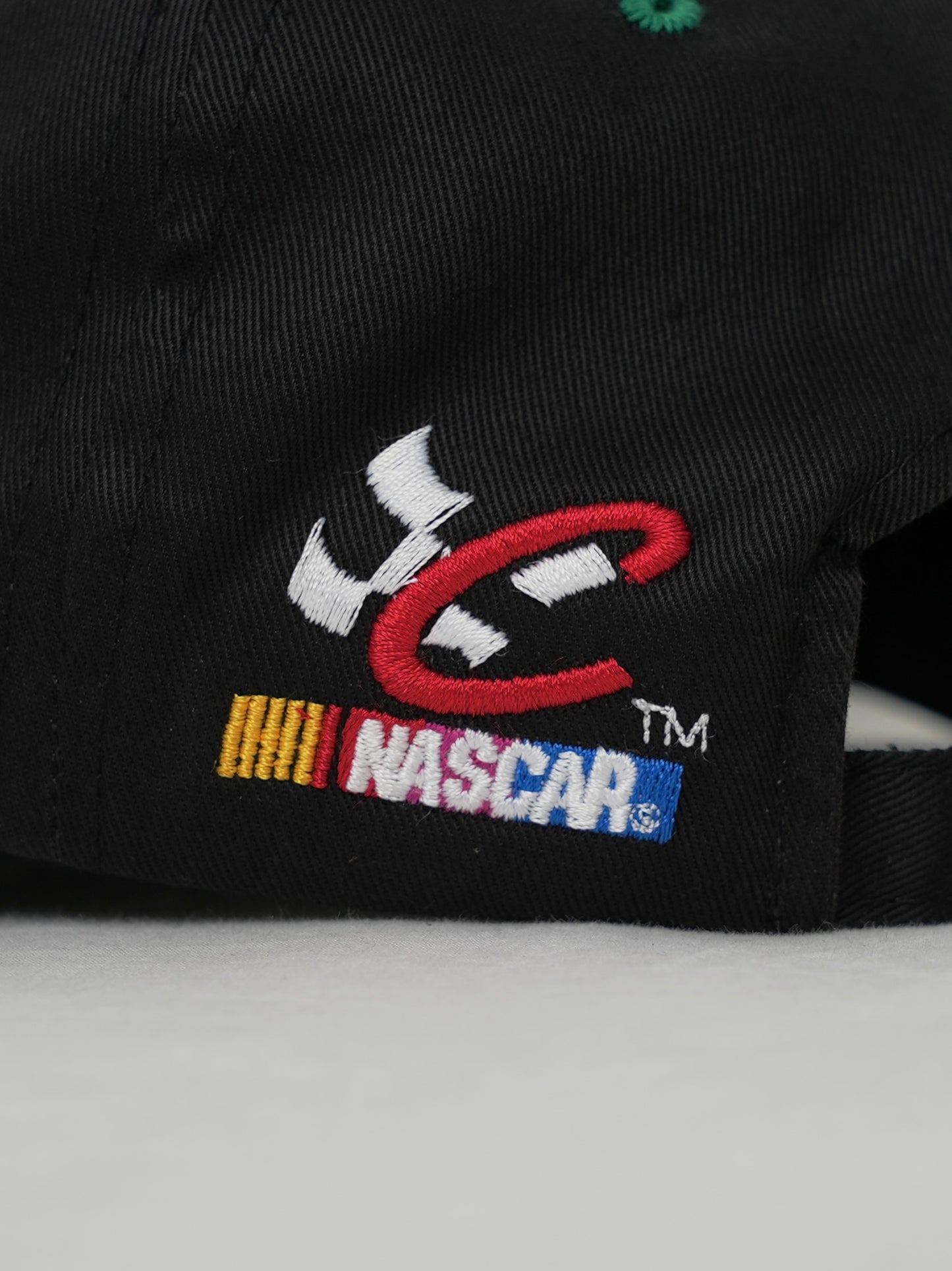 USED MACHINE COLLECTION NASCAR 2000 FAN CLUB CAP
