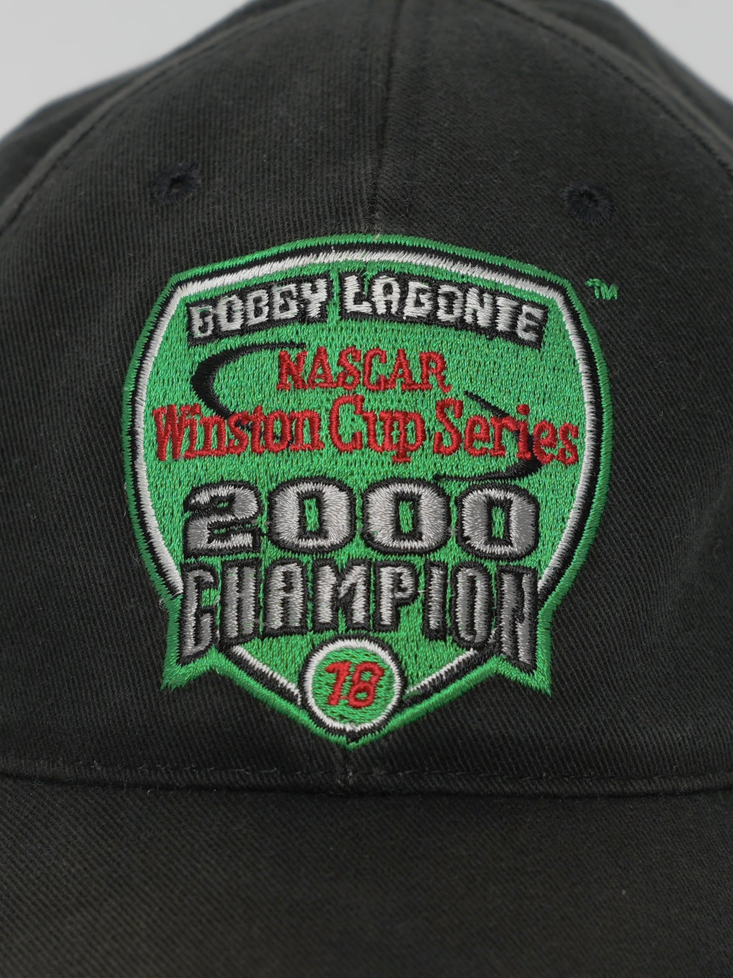 USED MACHINE COLLECTION NASCAR 2000 CHAMPION INTERSTATE BATTERIES CAP