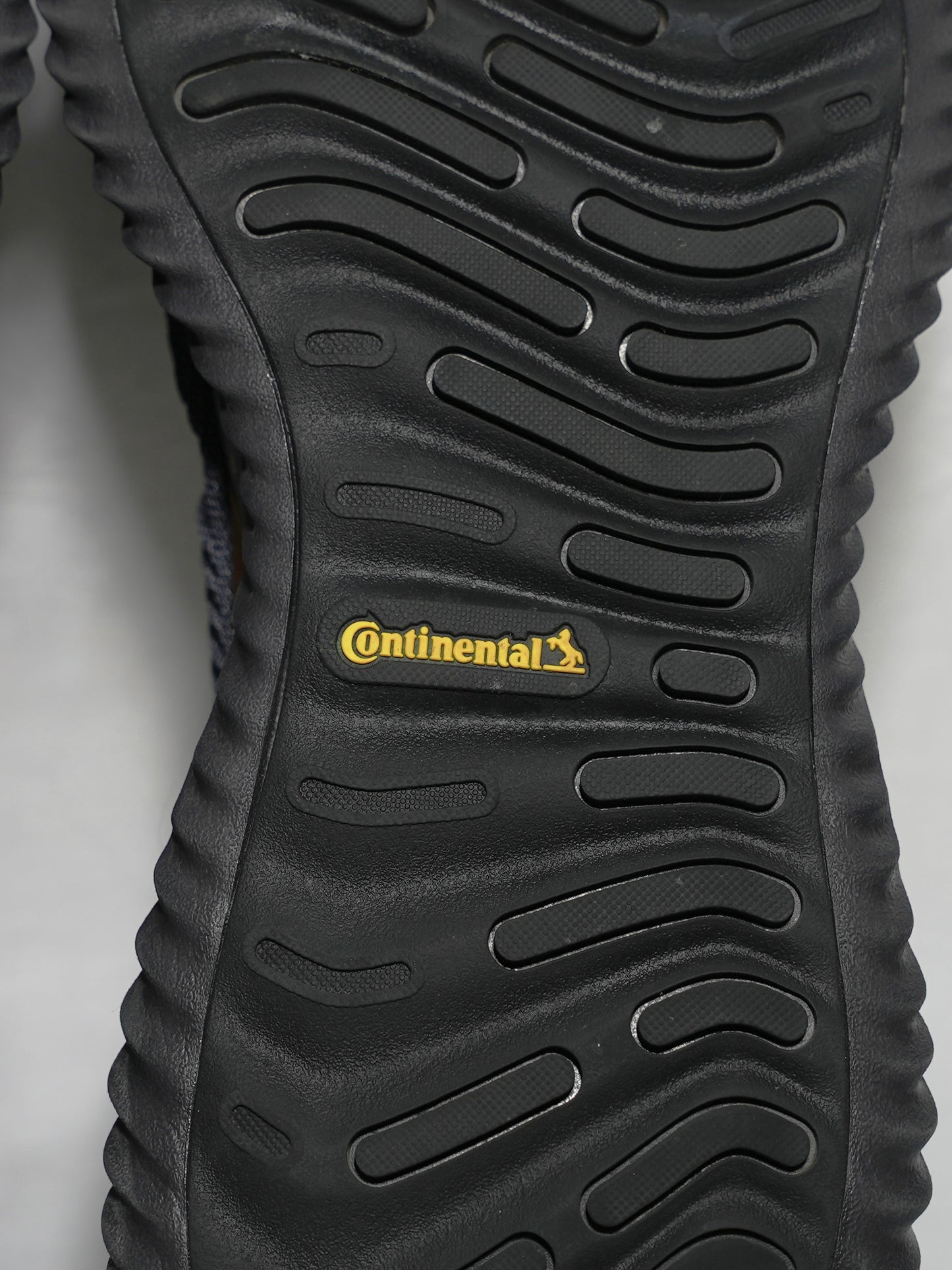 ARCHIVE COLLECTION adidas ALPHABOUNCE