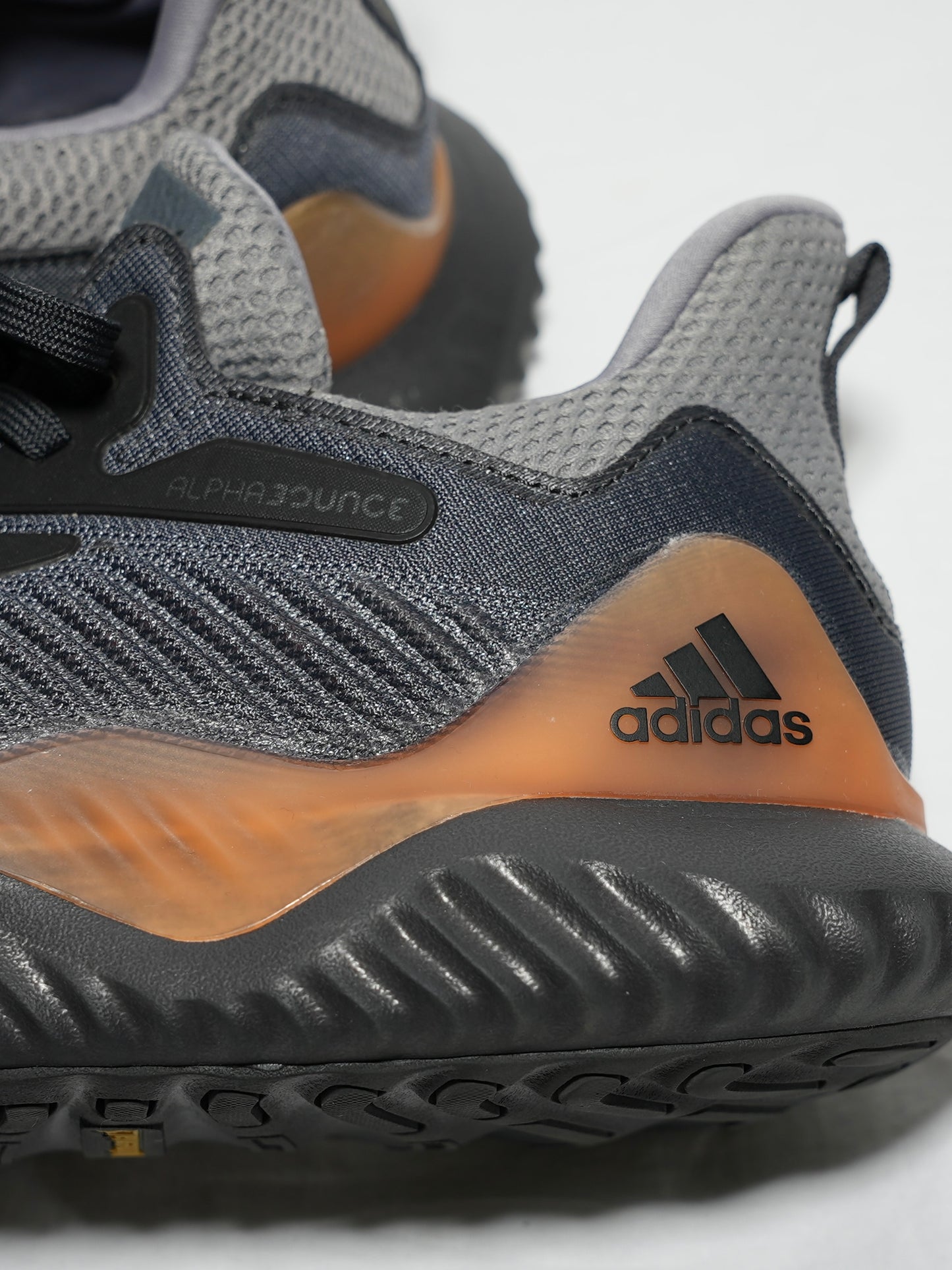 ARCHIVE COLLECTION adidas ALPHABOUNCE