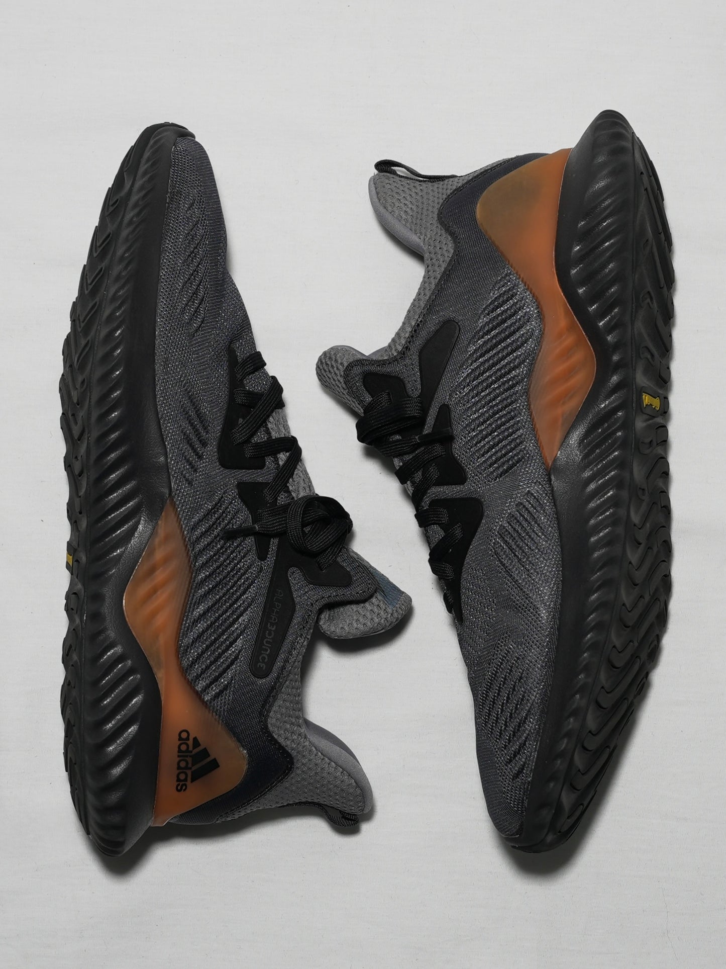 ARCHIVE COLLECTION adidas ALPHABOUNCE