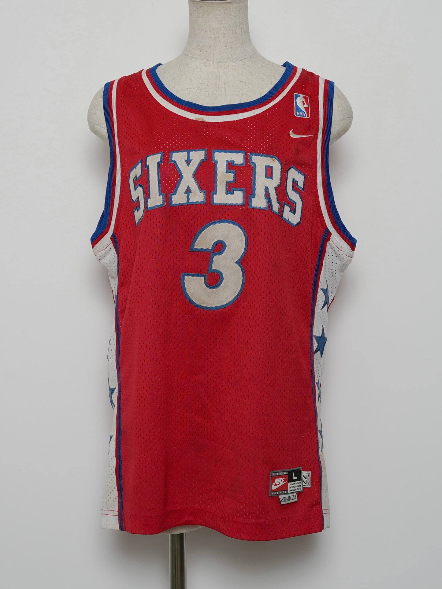 USED SPORTS COLLECTION 90's NBA 76ers SIXERS NIKE GAME SHIRT (women's)