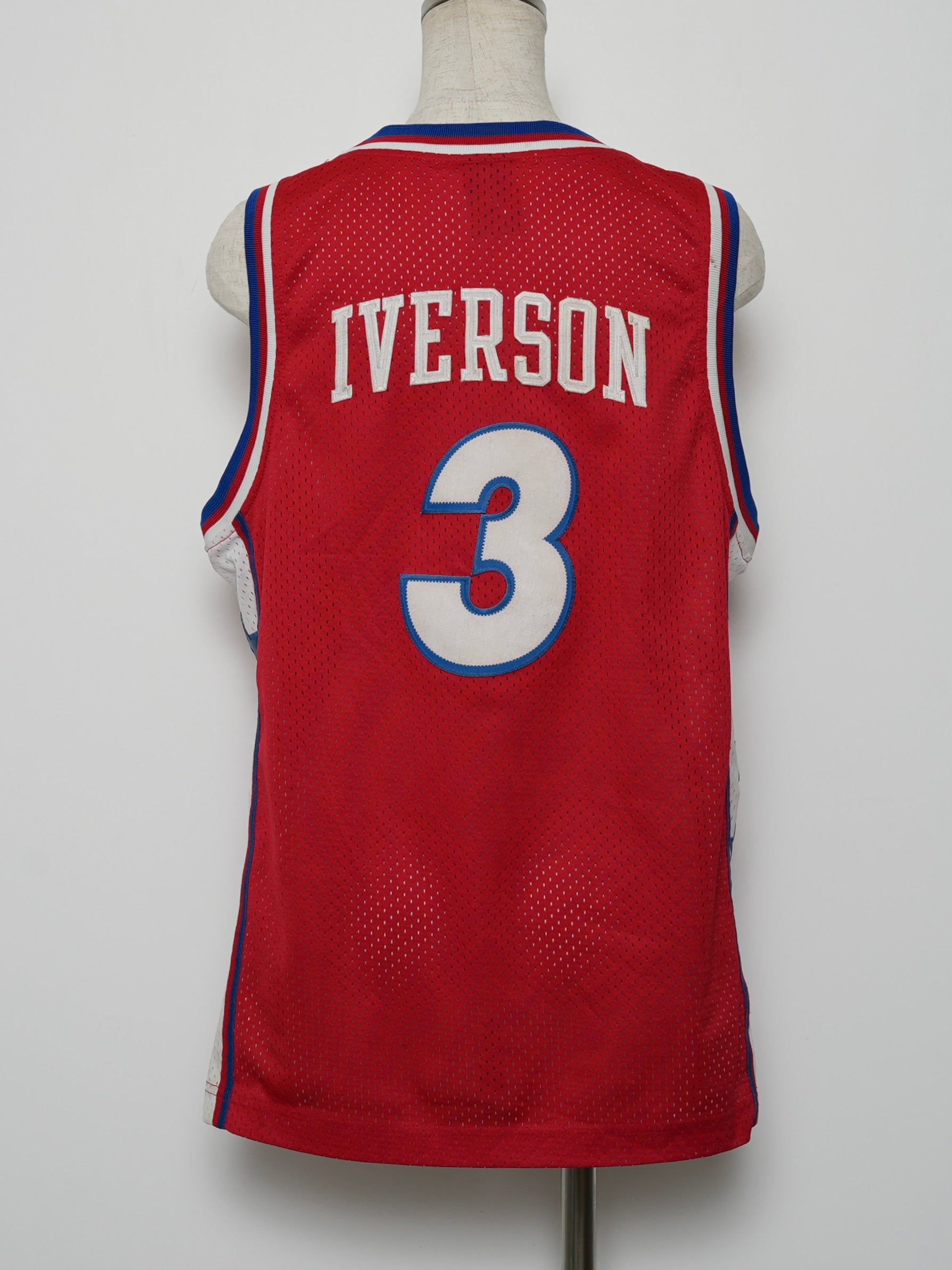 USED SPORTS COLLECTION 90's NBA 76ers SIXERS NIKE GAME SHIRT