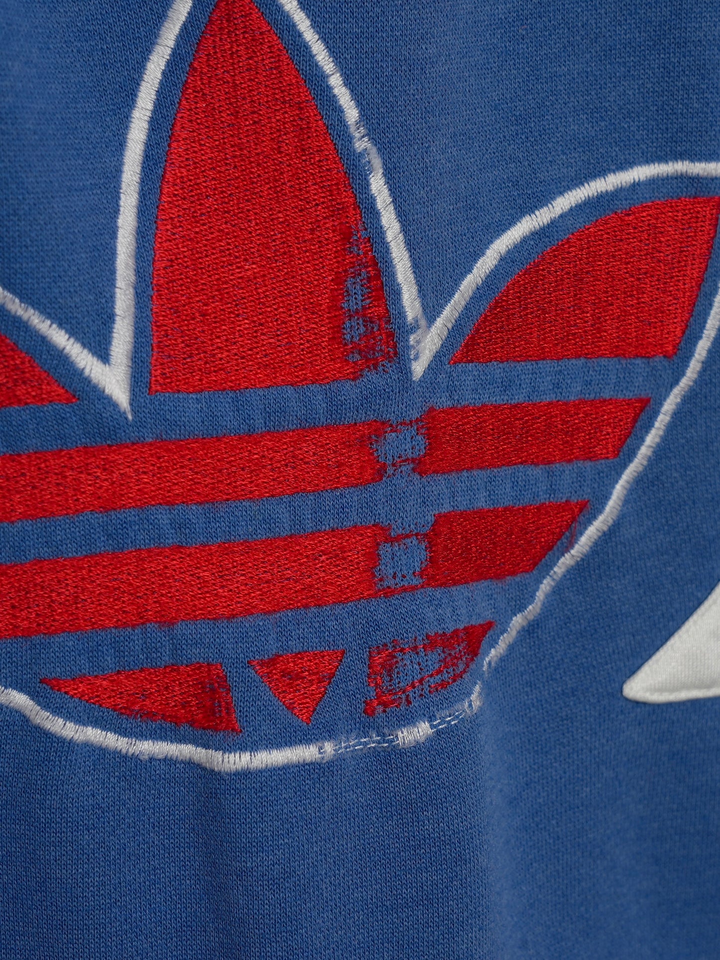 USED SPORTS COLLECTION 80's adidas STRIPED BOLD CREWNECK (women's)