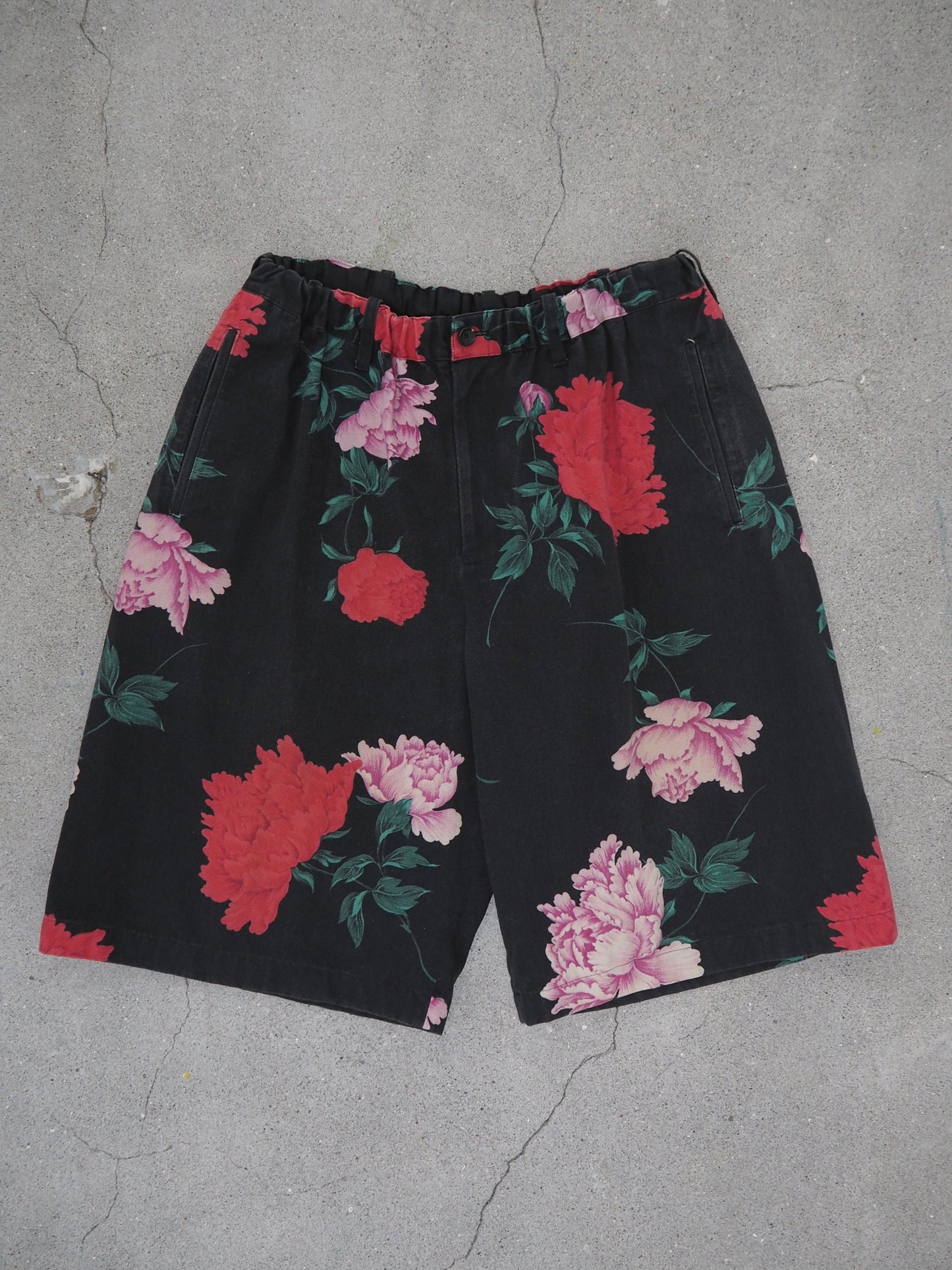 ARCHIVE COLLECTION Yohji Yamamoto POUR HOMME FLORAL PRINT SHORTS