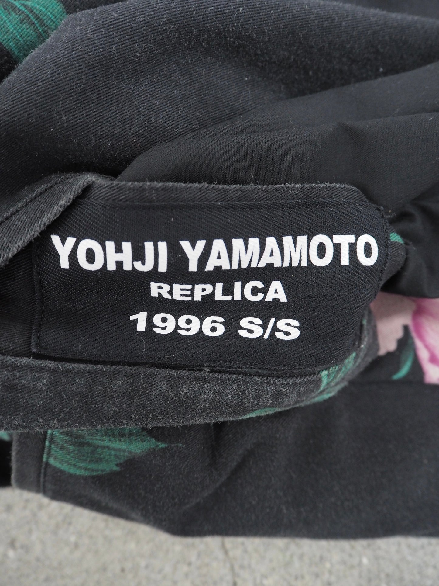 ARCHIVE COLLECTION Yohji Yamamoto POUR HOMME FLORAL PRINT SHORTS