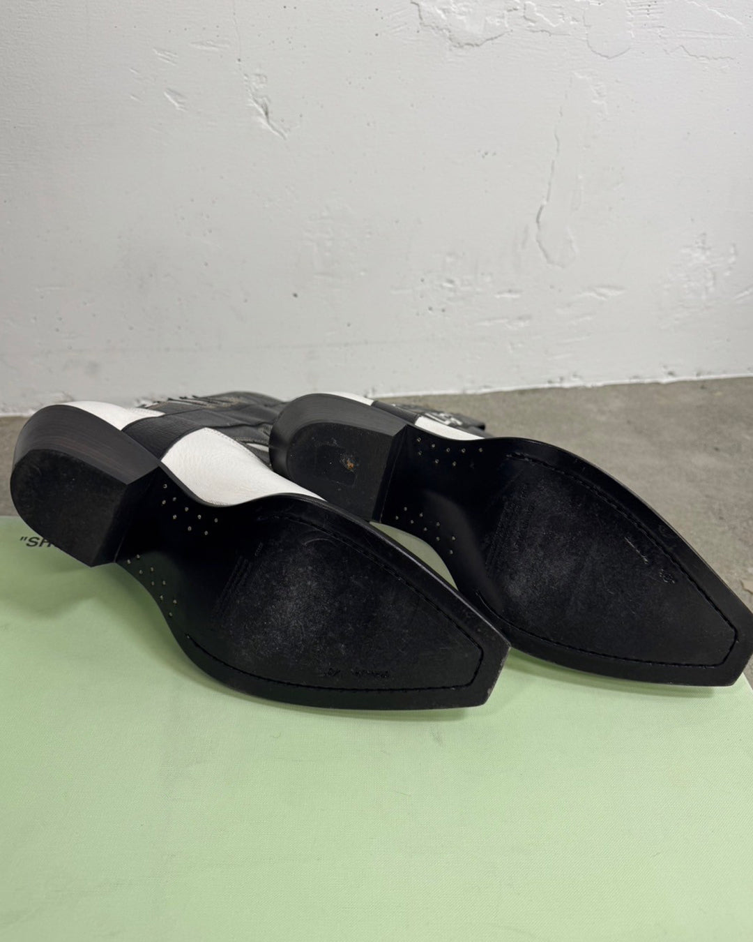 ARCHIVE COLLECTION Off-white WESTERN BOOTS – PROSHOP HATTORI
