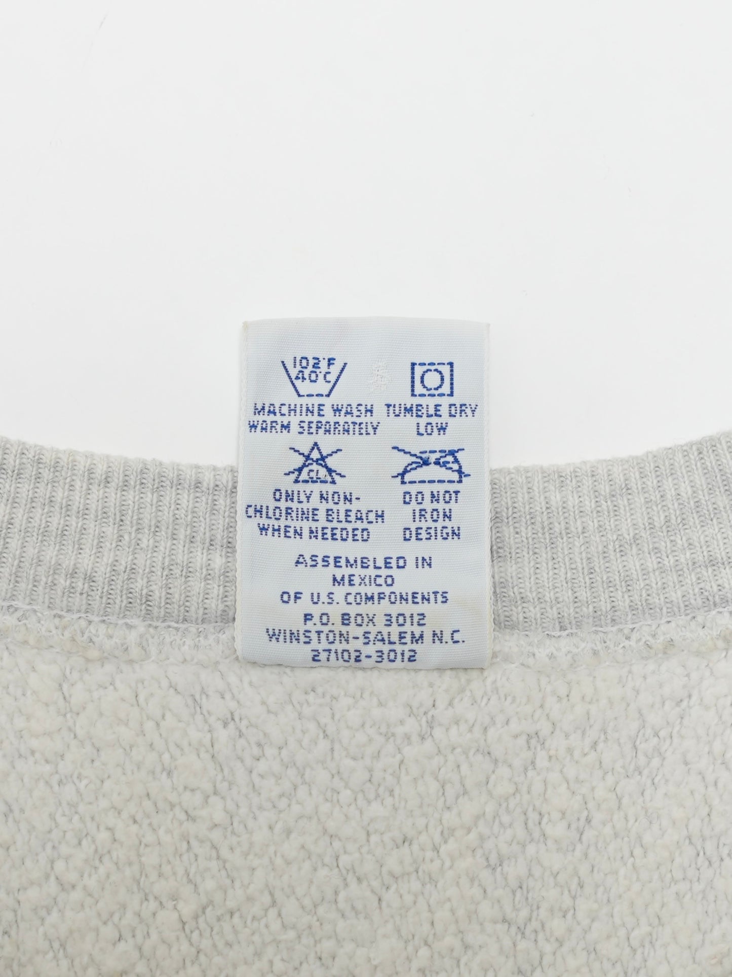 USED SPORTS COLLECTION 90's Champion REVERSE WEAVE NBA CREW SWEATSHIRT