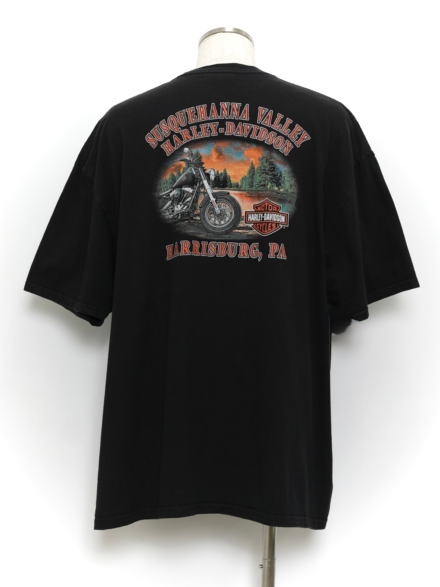 USED MACHINE COLLECTION BIKER BUILT HARLEY-DAVIDSON T-SHIRT