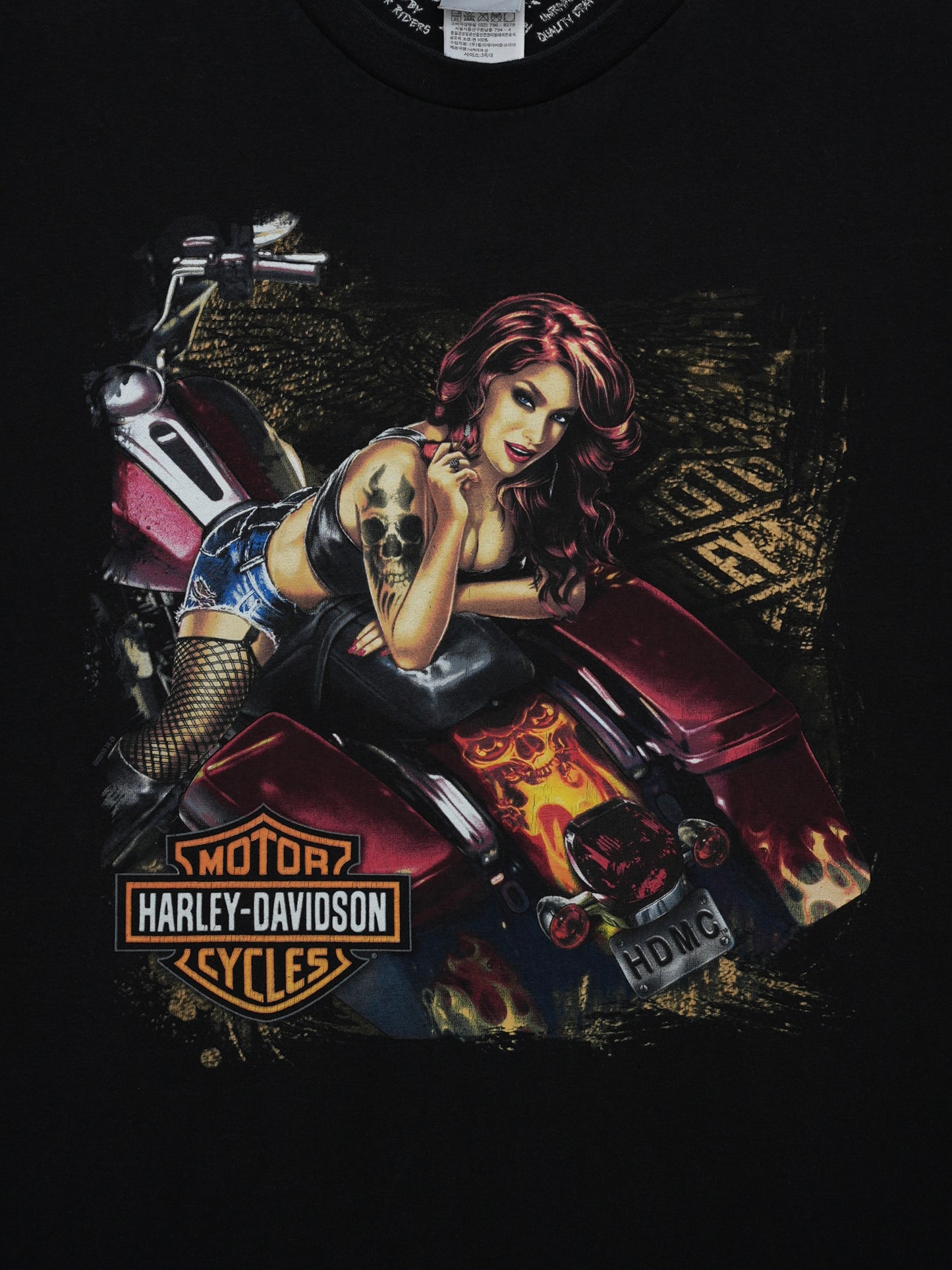 USED MACHINE COLLECTION BIKER BUILT HARLEY-DAVIDSON T-SHIRT