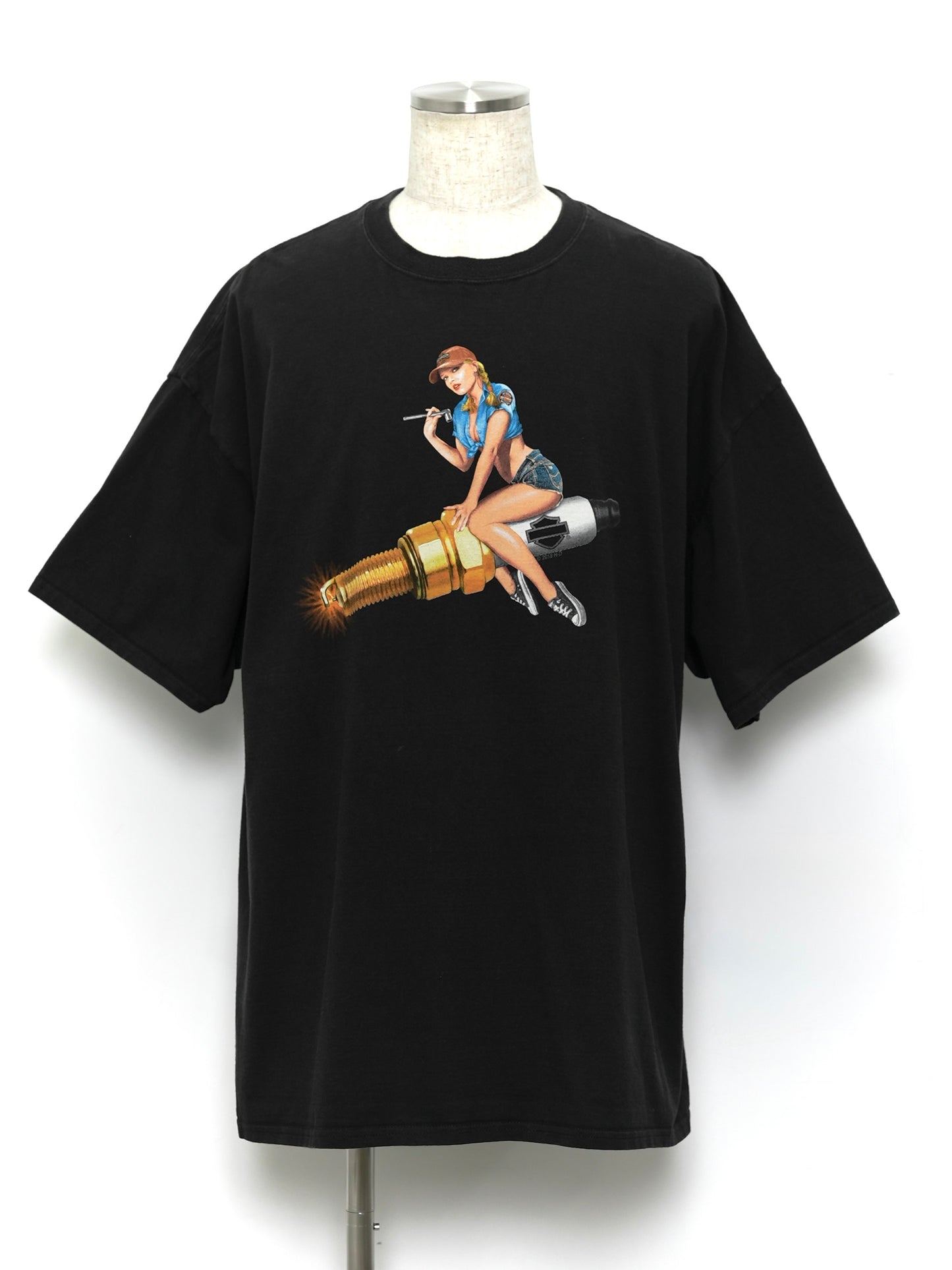 USED MACHINE COLLECTION 2018 HARLEY-DAVIDSON PIN-UP GIRL T-SHIRT