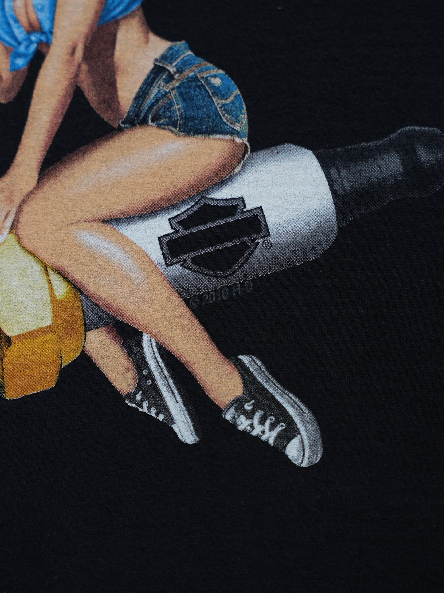 USED MACHINE COLLECTION 2018 HARLEY-DAVIDSON PIN-UP GIRL T-SHIRT