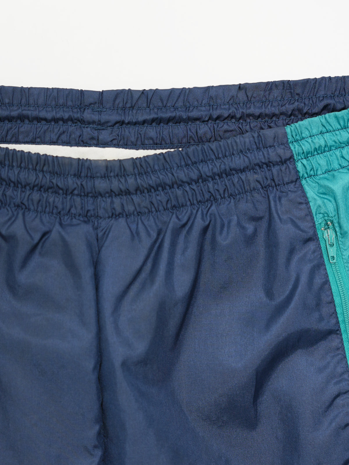 USED SPORTS COLLECTION adidas 90's NYLON TRACK PANTS