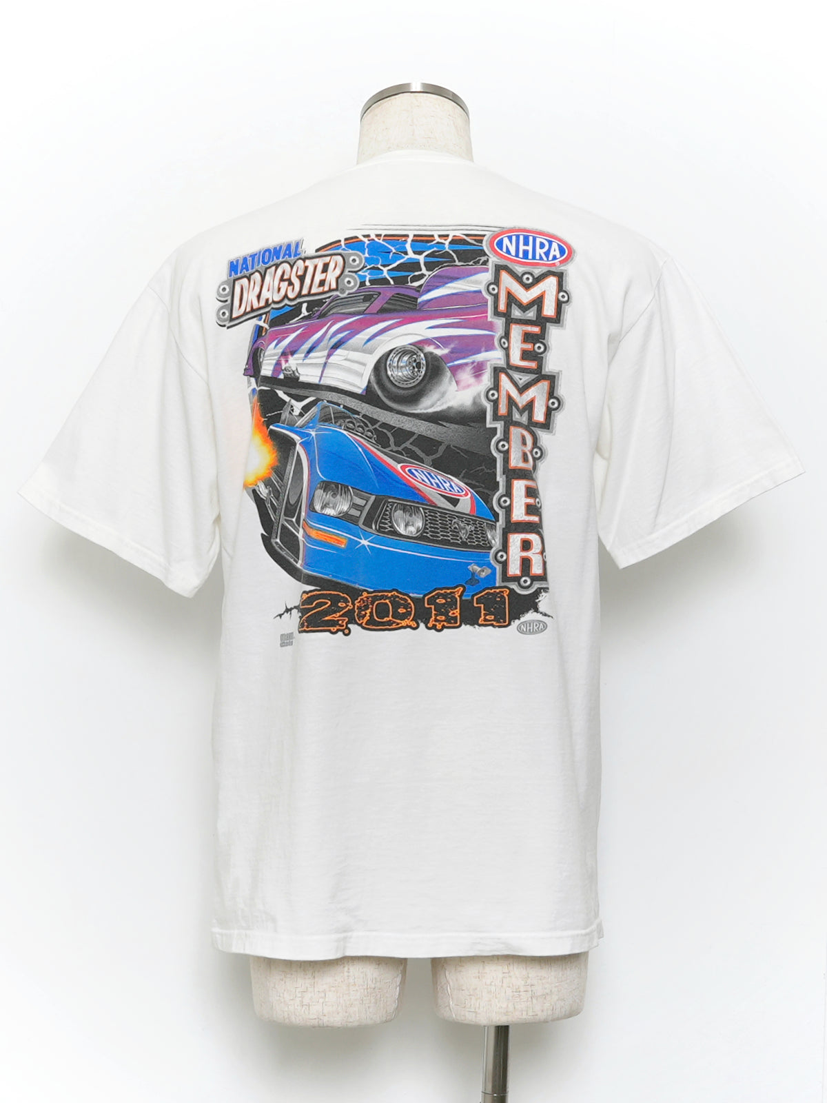 USED MACHINE COLLECTION NHRA MEMBER NATIONAL DRAGSTER 2011 T-SHIRT