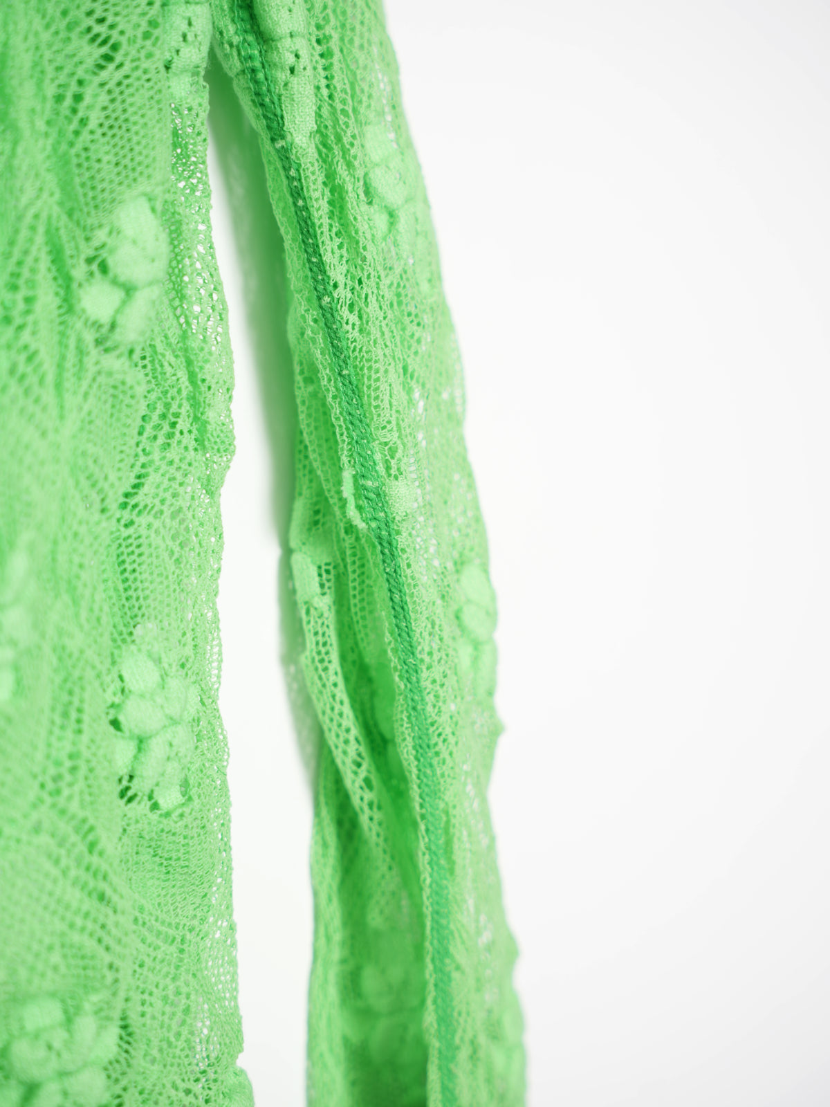 ARCHIVE COLLECTION REJINA PYO LACE WRAP TOP (women's)