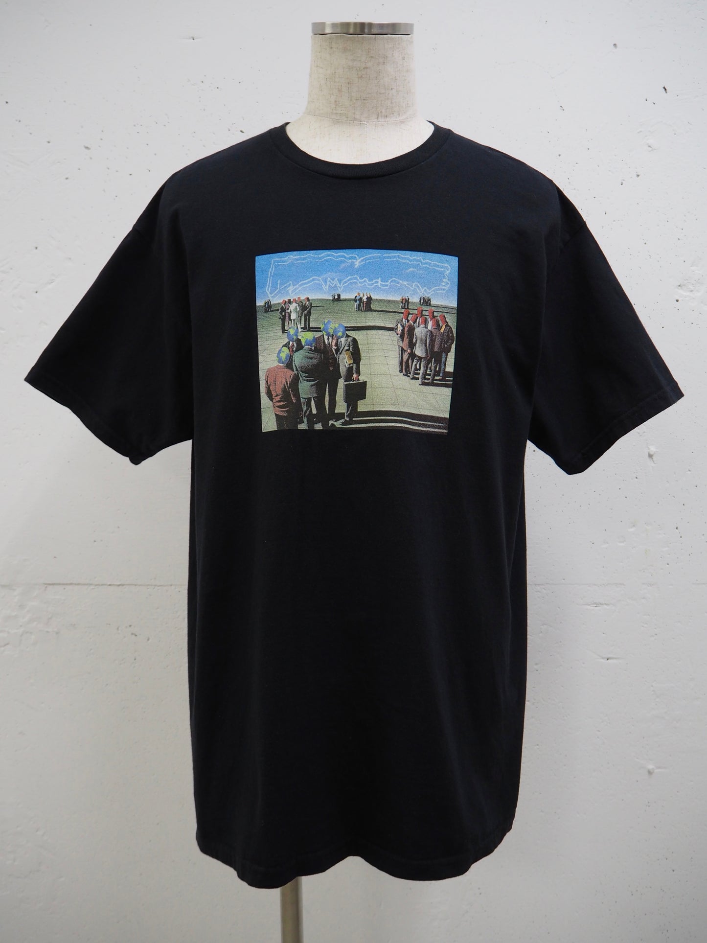 ARCHIVE COLLECTION FUCKING AWESOME T-SHIRT
