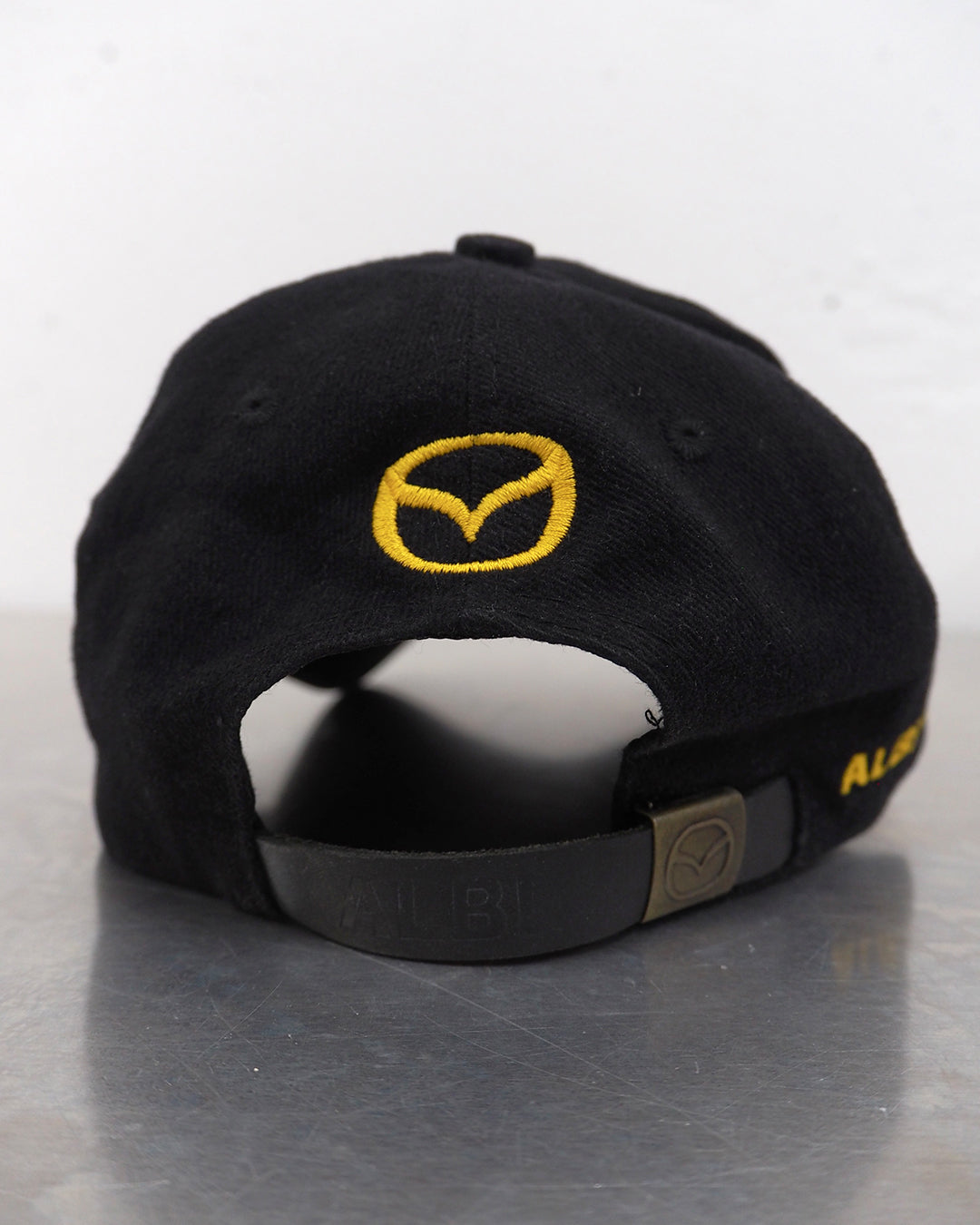USED MACHINE COLLECTION MAZDA CAP
