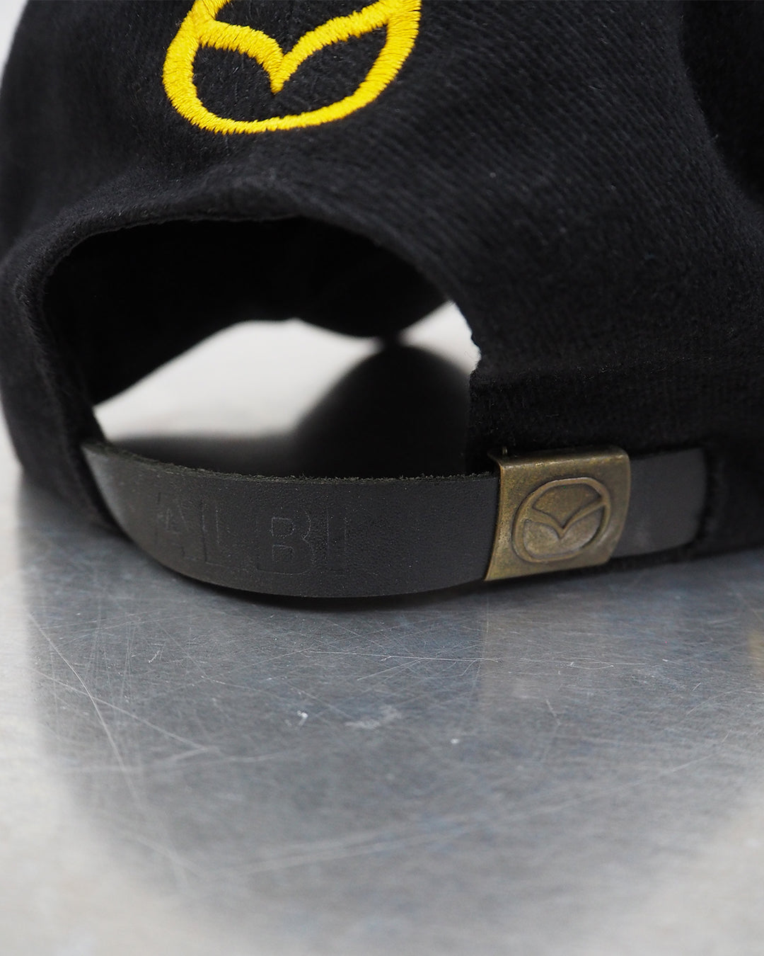 USED MACHINE COLLECTION MAZDA CAP