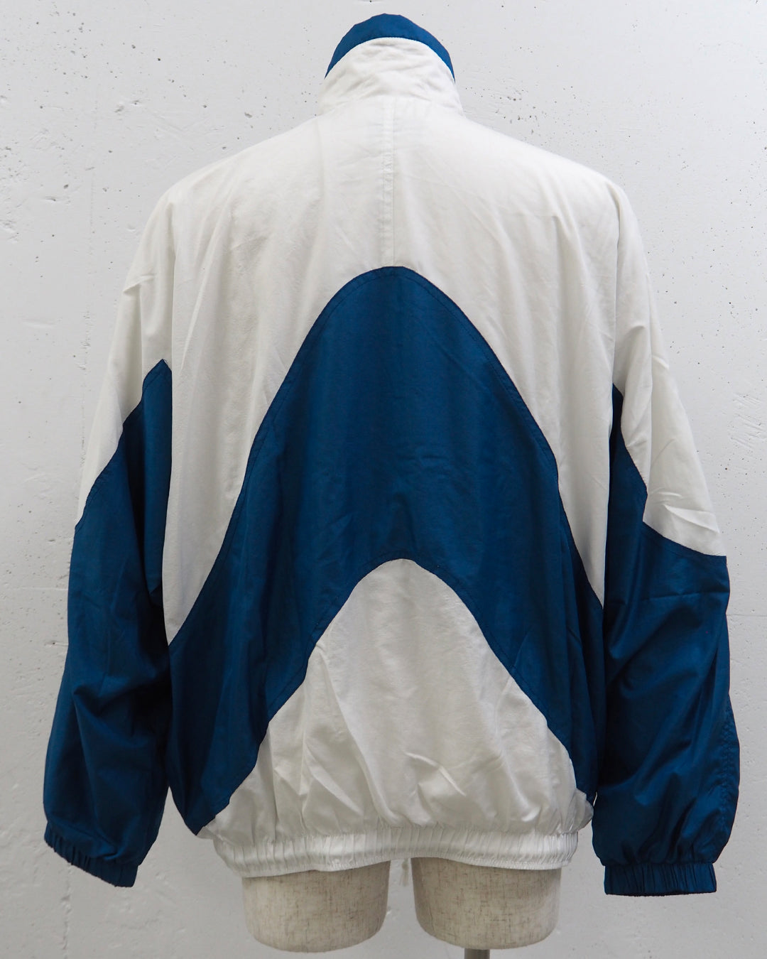 ご予約品　ellesse エレッセ　ブルゾン　S ご予約品 ellesse エレッセ ブルゾン S エレッセ ellesse