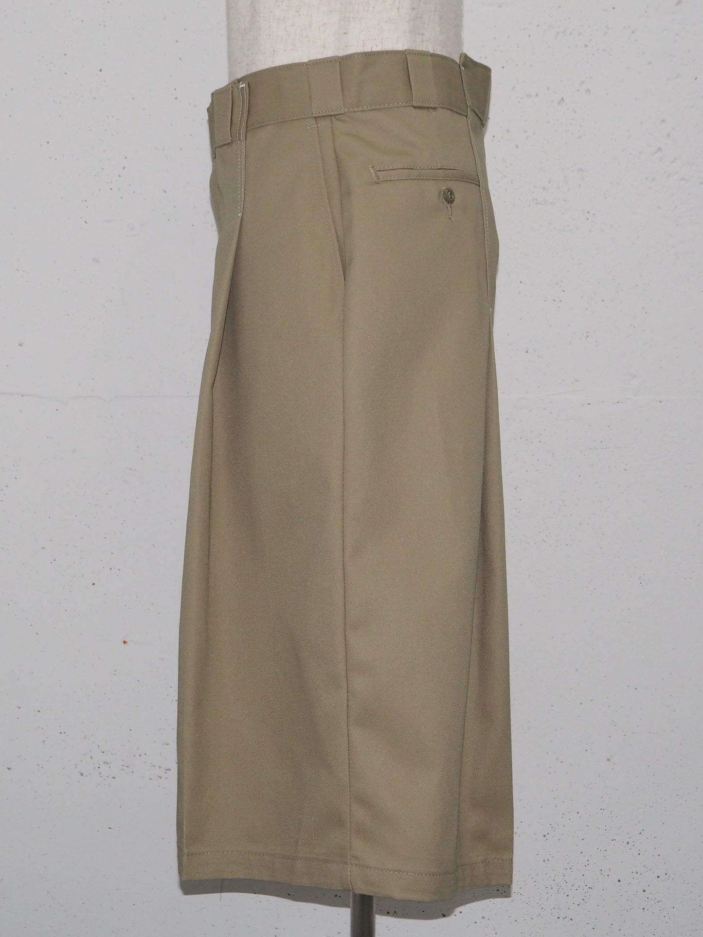 WHATEVERWORKS RECONSTRUCTED BAGGY WORK SHORTS