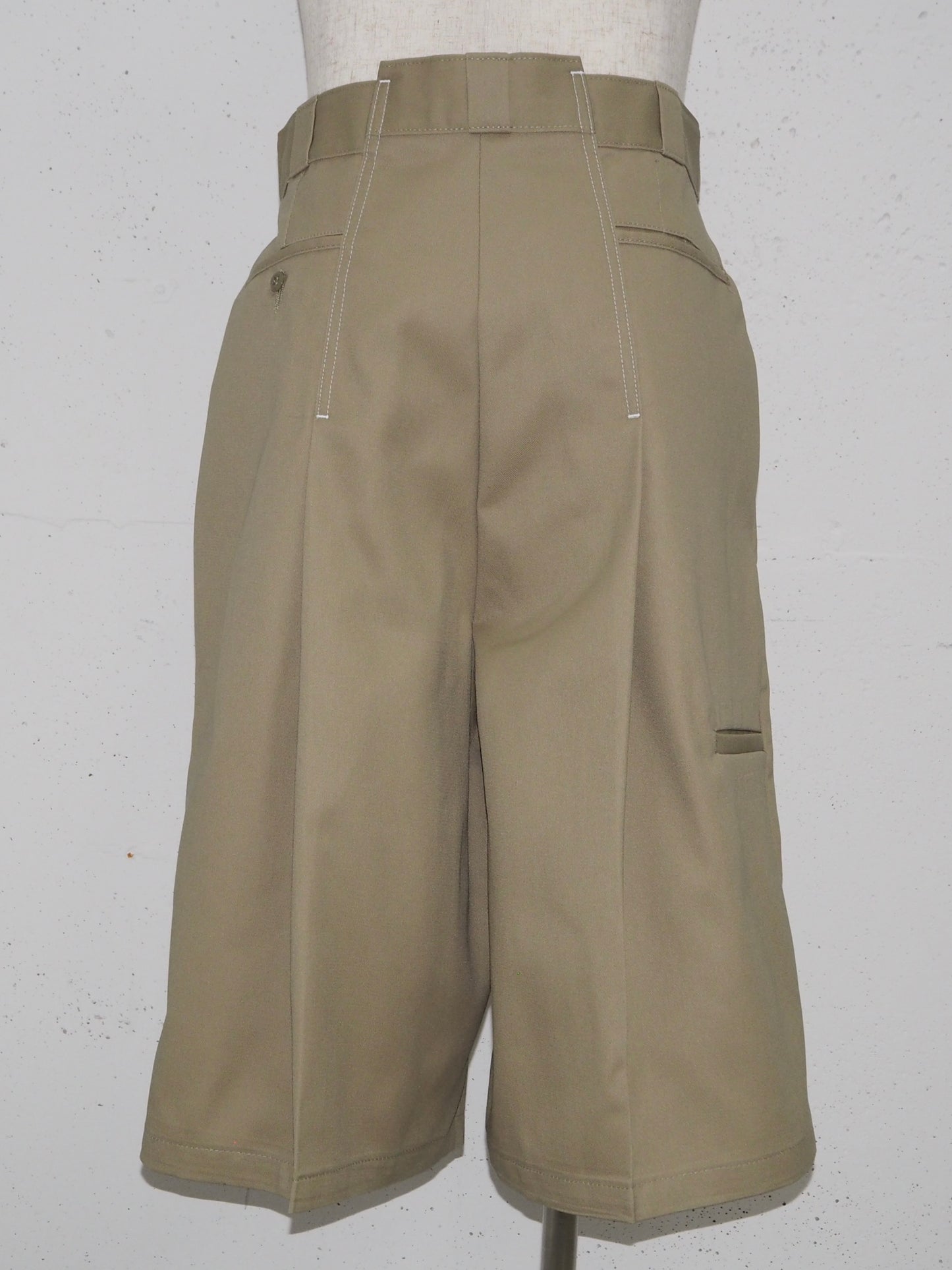 WHATEVERWORKS RECONSTRUCTED BAGGY WORK SHORTS