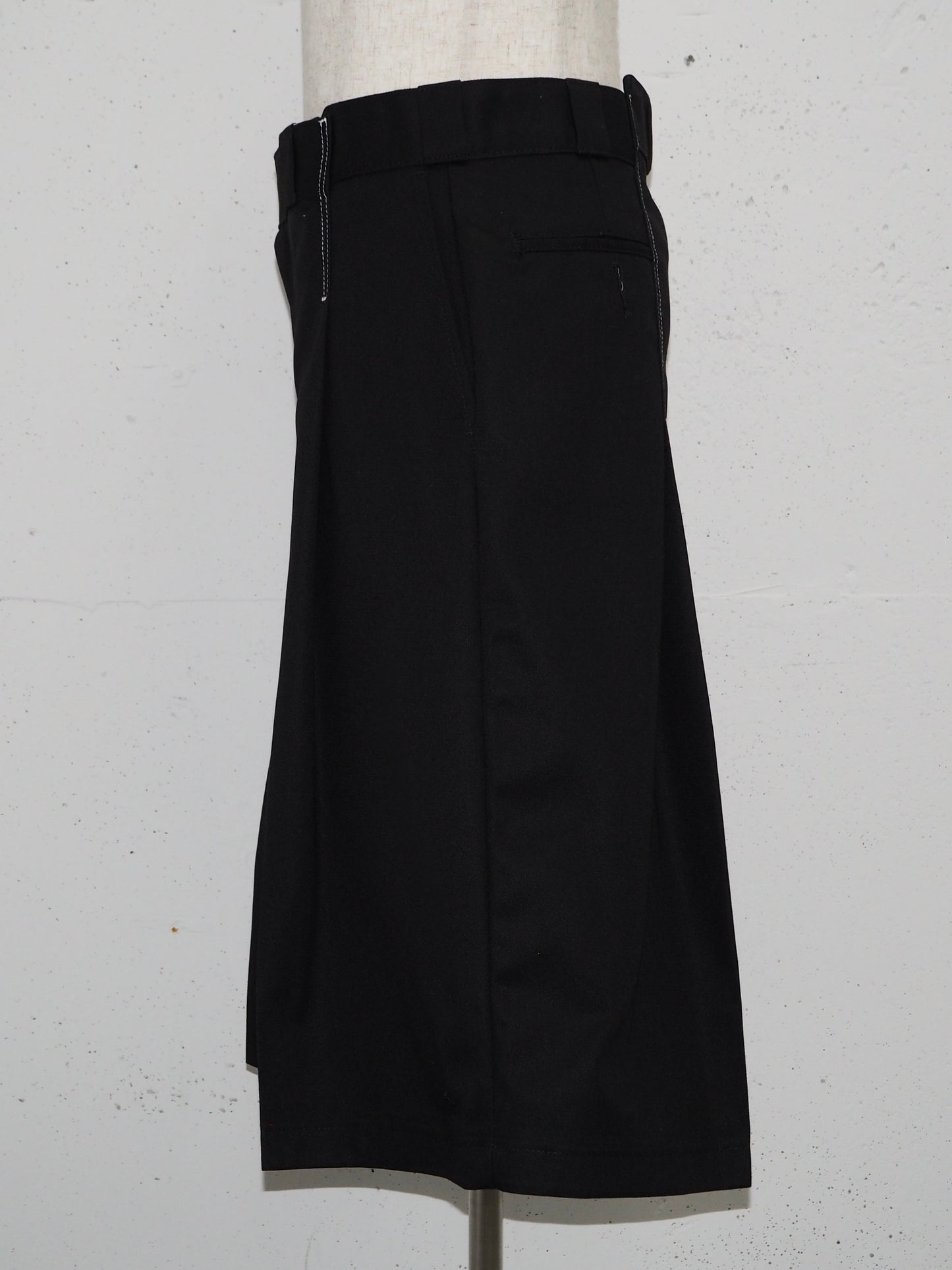 WHATEVERWORKS RECONSTRUCTED BAGGY WORK SHORTS
